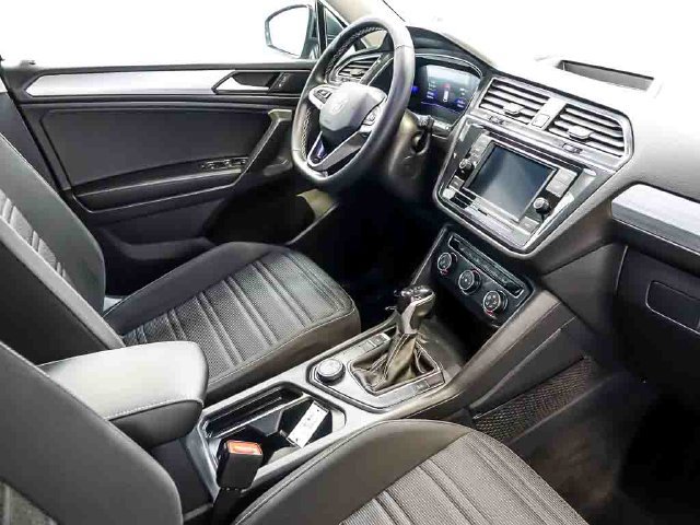 Used 2024 Volkswagen Tiguan S AWD/4WD image 29