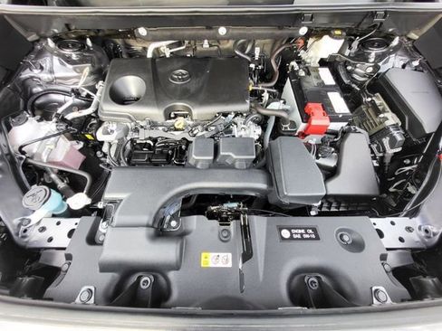 Used 2024 Toyota RAV4 LE image 10