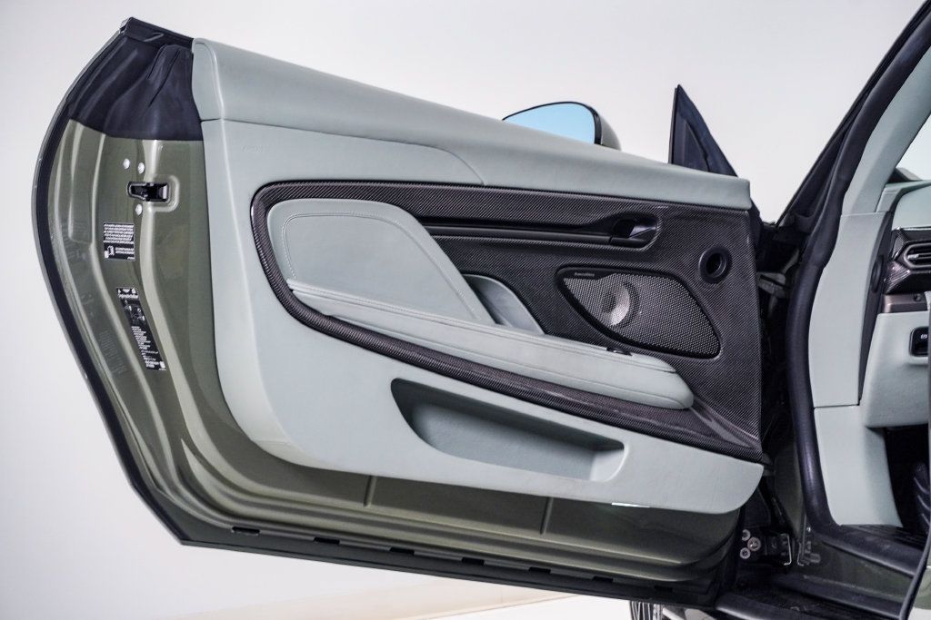 Used 2026 Aston Martin Vanquish Convertible RWD image 35
