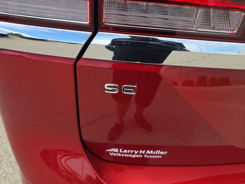 Used 2024 Volkswagen Atlas SE w/ Panoramic Sunroof Package AWD/4WD image 24