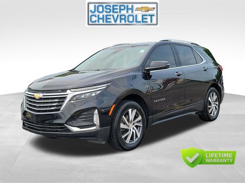 Used 2024 Chevrolet Equinox Premier AWD/4WD image 2