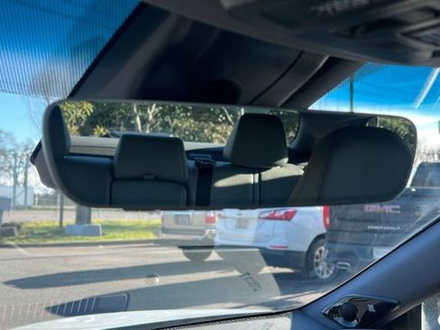 Used 2020 Toyota Avalon Limited image 36