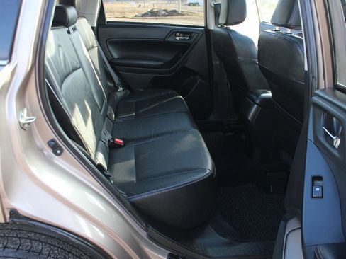 Used 2014 Subaru Forester 2.5i Limited w/ Popular Package #2 image 39