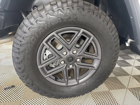 Used 2024 Jeep Wrangler Sport AWD/4WD image 25
