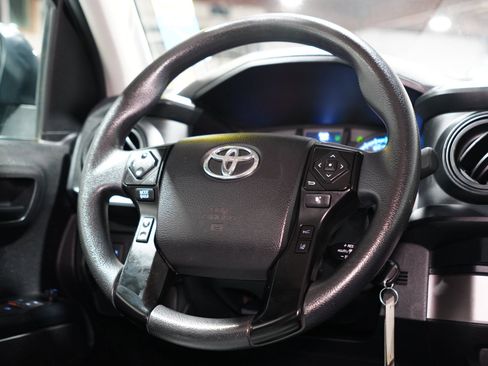 Used 2021 Toyota Tacoma SR image 12