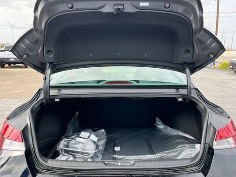 New 2026 Hyundai Elantra Sport w/ Cargo Package FWD image 25