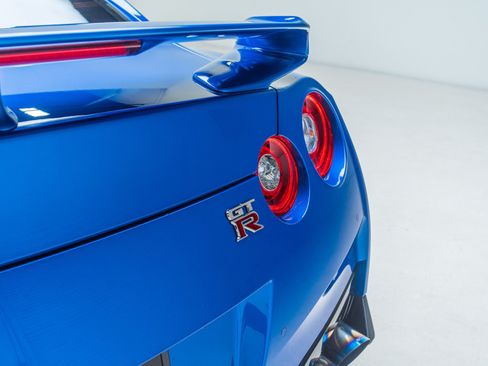 Used 2021 Nissan GT-R Premium AWD/4WD image 60