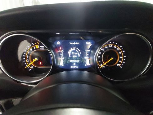 Used 2022 Jeep Gladiator Sport image 18
