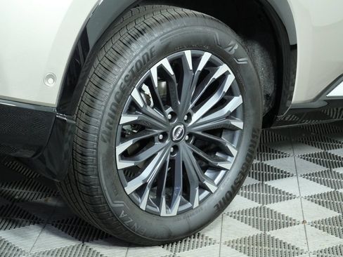 Used 2026 Nissan Rogue Platinum w/ Platinum Premium Package AWD/4WD image 11