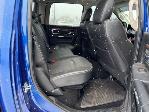 Used 2015 RAM 1500 Laramie image 11