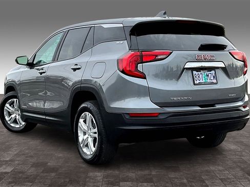 Used 2021 GMC Terrain SLE image 13