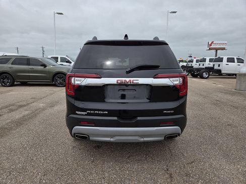 Used 2023 GMC Acadia SLT AWD/4WD image 6