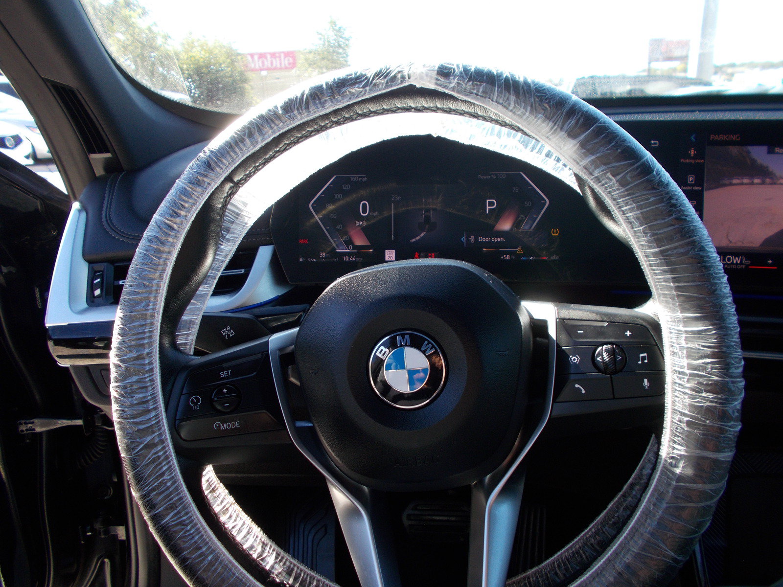 Used 2025 BMW X1 xDrive28i AWD/4WD image 13