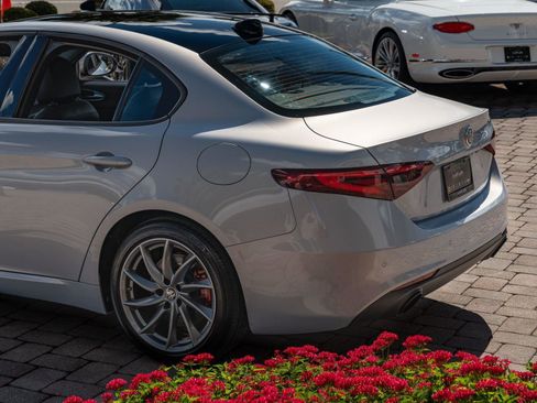 Used 2023 Alfa Romeo Giulia Sprint image 22