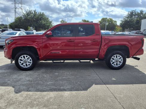 Used 2025 Toyota Tacoma SR5 AWD/4WD image 22
