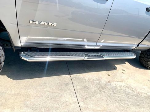 Used 2023 RAM 2500 Big Horn w/ Level 1 Equipment Group AWD/4WD image 11