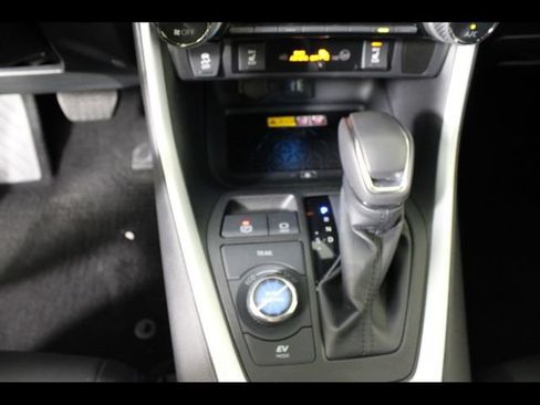 Used 2023 Toyota RAV4 XSE AWD/4WD image 27
