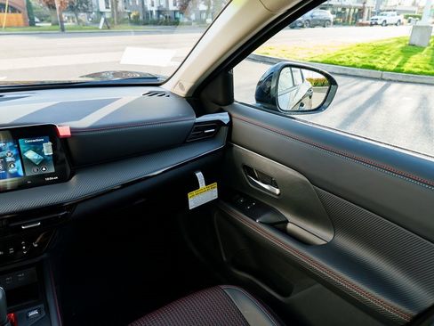 New 2026 Nissan Kicks SR image 10