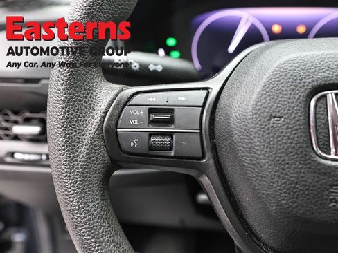 Used 2023 Honda Accord EX image 15