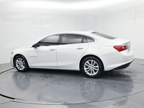 Used 2017 Chevrolet Malibu LT image 5