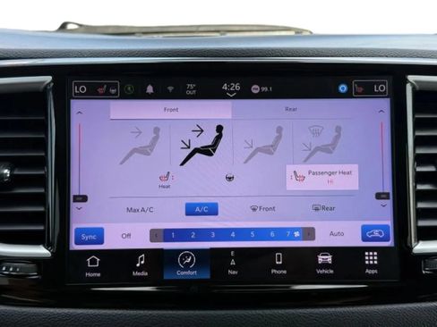 Used 2022 Chrysler Pacifica Touring-L w/ Uconnect Theater Family Group FWD image 34