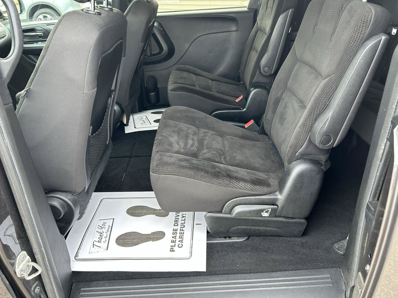 Used 2018 Dodge Grand Caravan SE FWD image 9