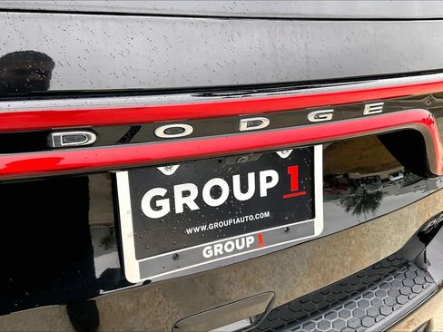 Used 2018 Dodge Durango R/T w/ Blacktop Package image 30