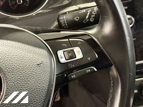 Used 2018 Volkswagen Golf SE FWD image 13