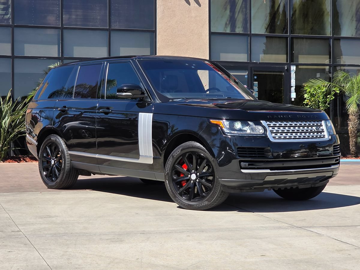Used 2017 Land Rover Range Rover HSE AWD/4WD image 3
