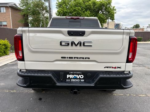 Used 2026 GMC Sierra 1500 AT4X w/ LPO, Black Badging Package AWD/4WD image 6