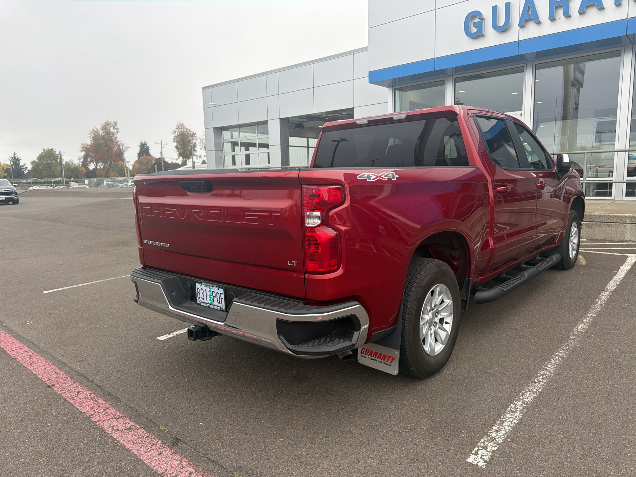 Used 2023 Chevrolet Silverado 1500 LT AWD/4WD image 7