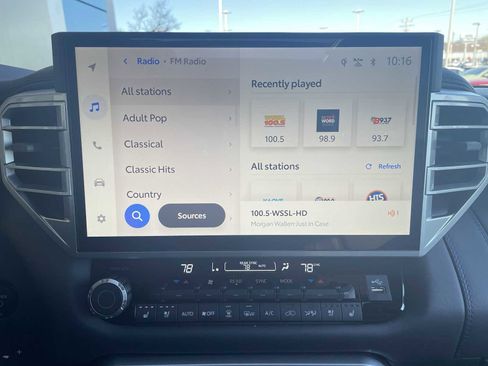 Used 2025 Toyota Sequoia Platinum image 13