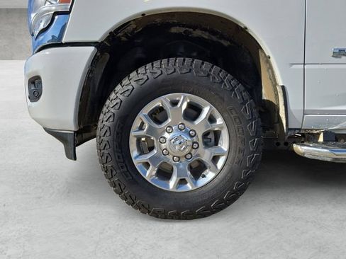 Used 2024 RAM 2500 Laramie AWD/4WD image 23