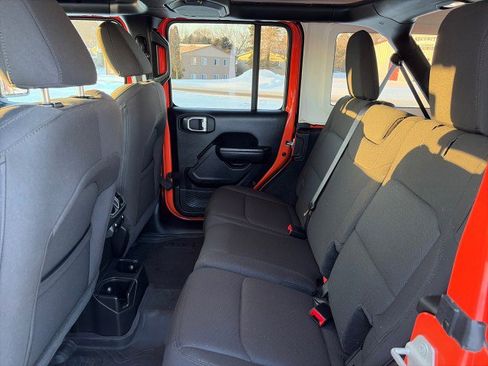 Used 2023 Jeep Wrangler Unlimited Sport image 22