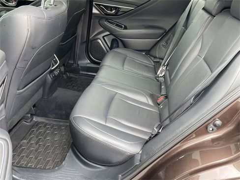 Used 2022 Subaru Outback Limited image 9