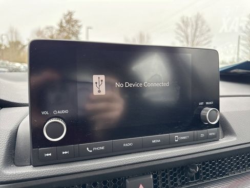 Used 2024 Honda CR-V LX image 25