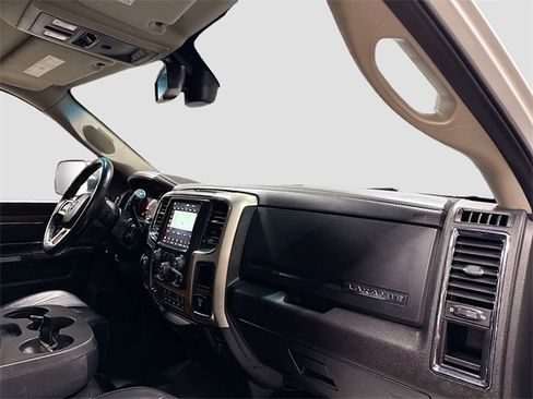 Used 2018 RAM 2500 Laramie image 31