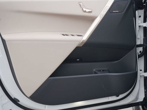 New 2026 BMW iX xDrive45 w/ Premium Package image 9