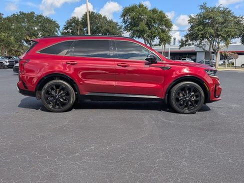 Used 2021 Kia Sorento SX FWD image 2
