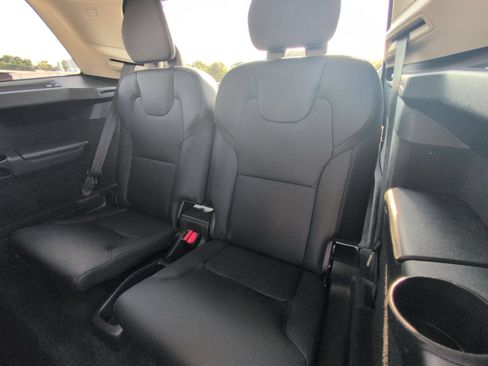Used 2019 Volvo XC90 T6 Momentum AWD/4WD image 27