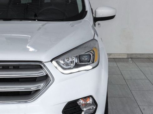 Used 2019 Ford Escape SEL AWD/4WD image 44