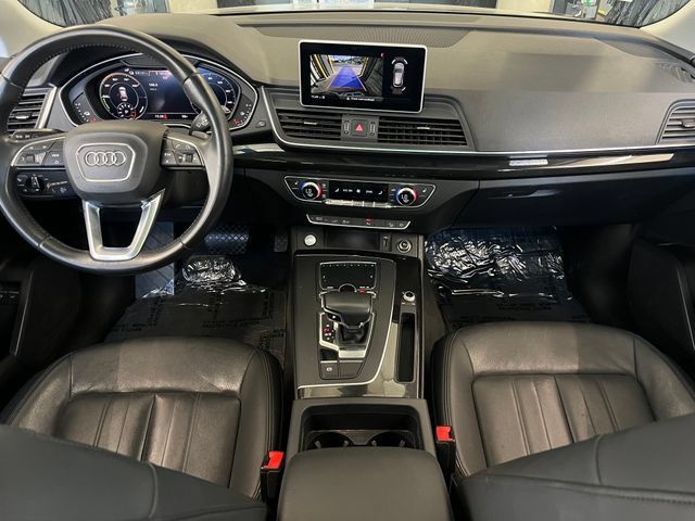 Used 2020 Audi Q5 e Premium w/ Convenience Package AWD/4WD image 34
