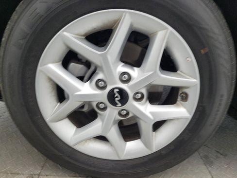 Used 2025 Kia Soul LX w/ LX Technology Package image 31