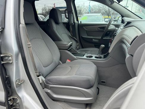 Used 2016 Chevrolet Traverse LS AWD/4WD image 24