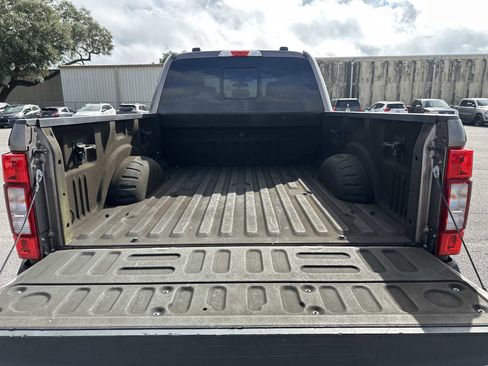 Used 2020 Ford F250 XLT w/ XLT Premium Package image 31