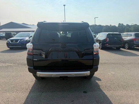 Used 2023 Toyota 4Runner TRD Off-Road Premium w/ Moonroof Package AWD/4WD image 8