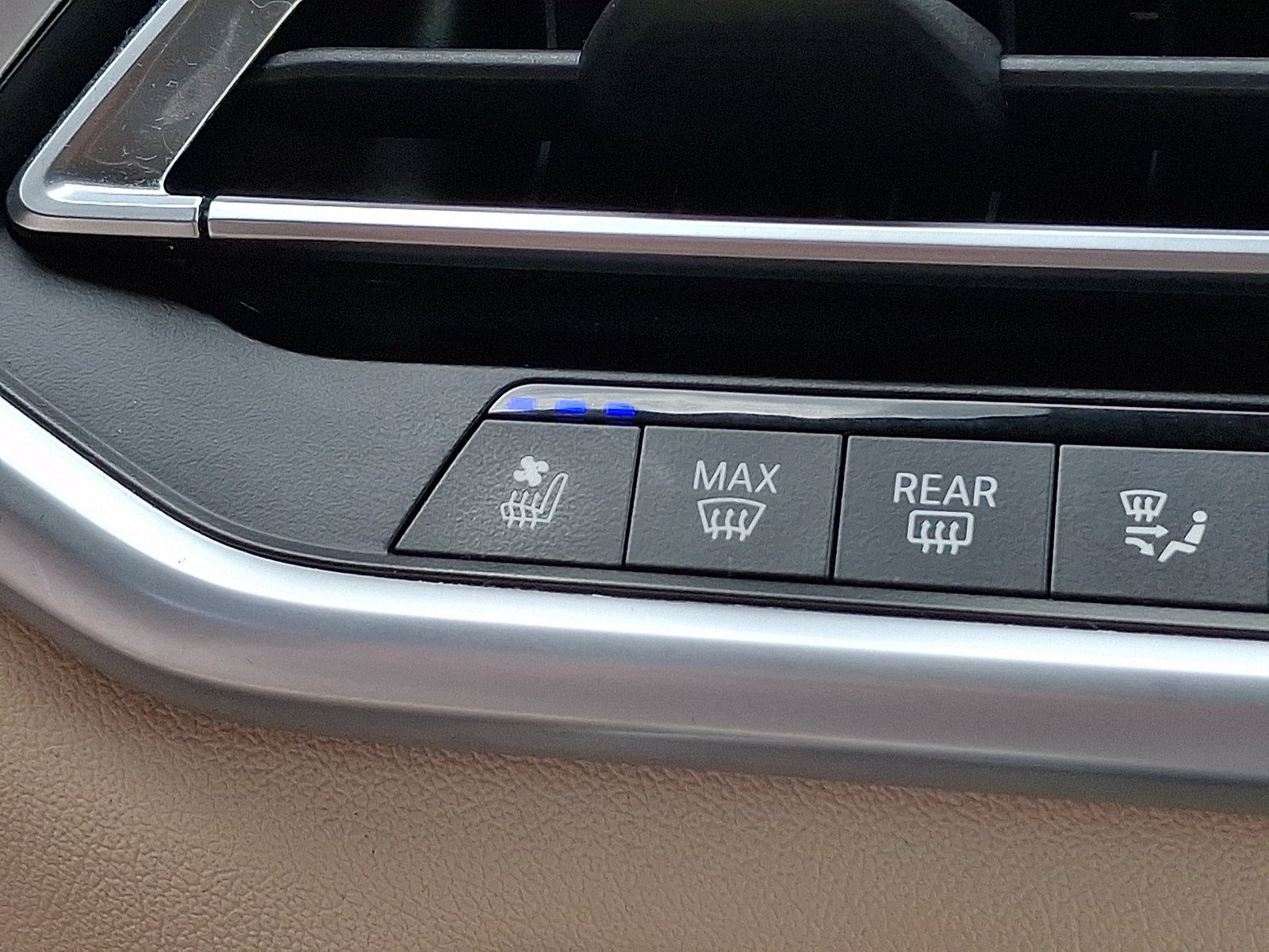 Used 2019 BMW X5 xDrive40i AWD/4WD image 23