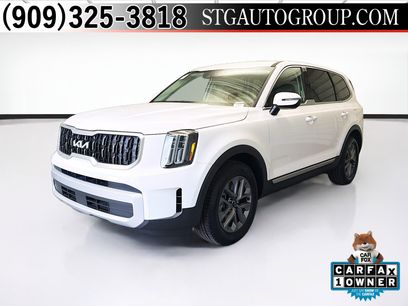 Used 2025 Kia Telluride LX