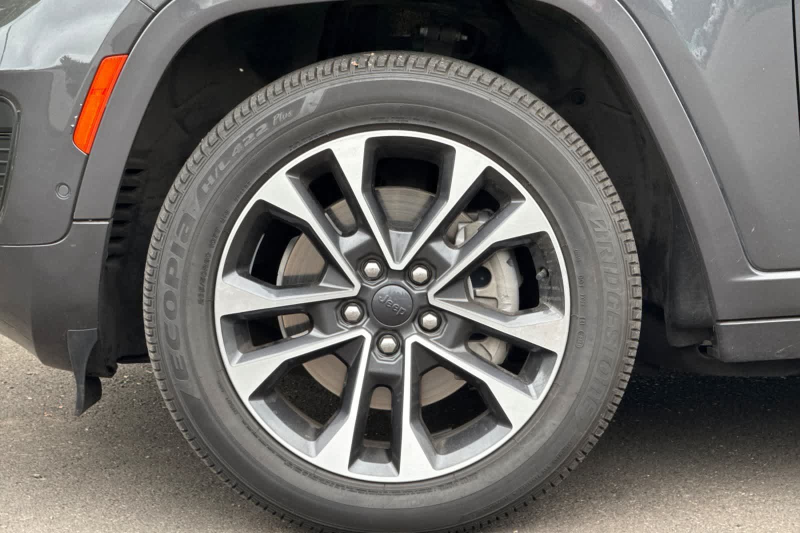 Used 2022 Jeep Grand Cherokee L Overland AWD/4WD image 27