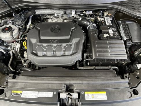 Used 2022 Volkswagen Tiguan SE image 26